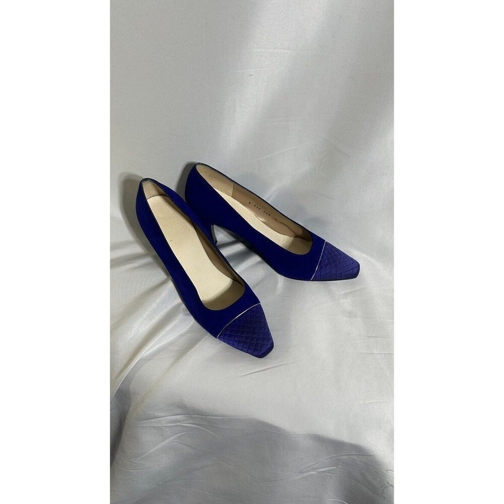 St. John Heels Color Amethyst Sz. 9 1/2 B